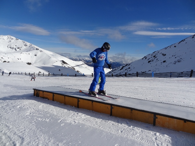 The Remarkables, snowboard park, box, freestyle, Peak Leaders, Queenstown, New Zealand