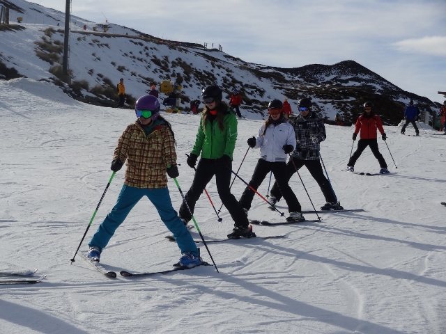 wedge turns, ski, skiing, ski instructor course, pizza and chips, Peak Leaders, Coronet Peak