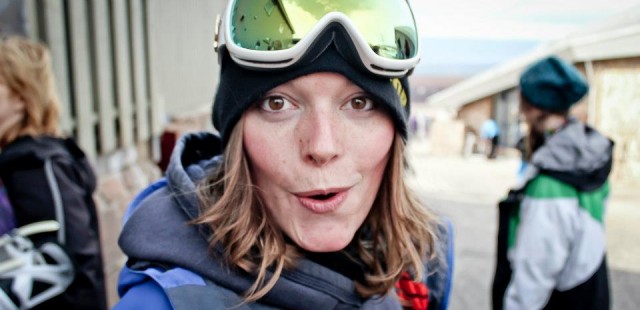 Cat Nicol, snowboard instructor, snowboard instructor course, Peak Leaders, snowboarder, girl snowboarder, snowboard coach