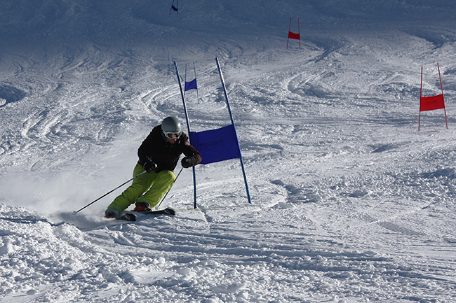 GS, grand slalom, ski racing, gap year, Saas Fee race training, Peak Leaders, Saas Fee gap year ski course