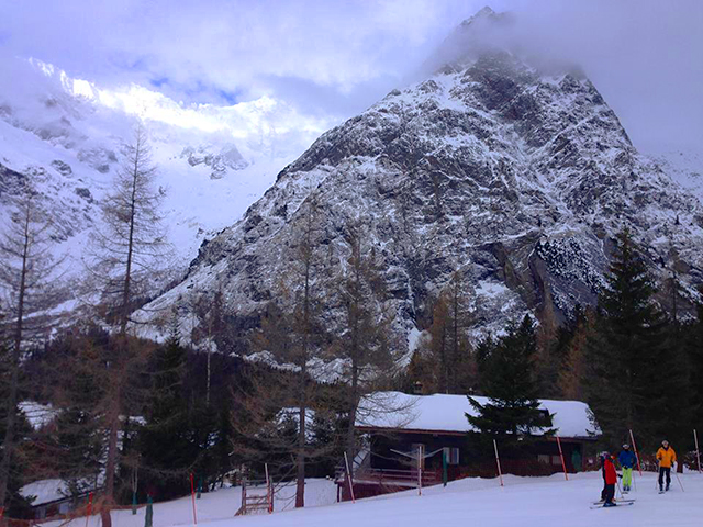 La Fouly, Swiss Ski Safari, Peak Leaders in Switzerland, gap year ski courses in Switzerland, Peak Leaders