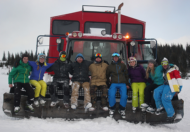 KPOW, snow cat, piste basher, Peak Leaders, Canada, cat-skiing, cat-boarding, Peak Leaders Banff, Fortress Mountain
