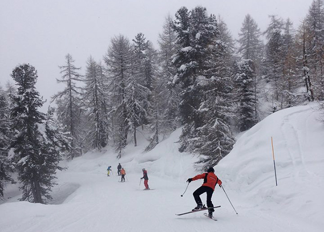 Peak Leaders Verbier, Savoleyres, Switzerland, trainee ski instructor 