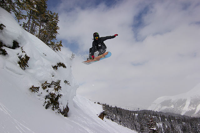 Leo Morelli, Peak Leaders in Banff, snowboard instructor course, cliff drop, cornice drop, Sunshine Village, Burton Custom, snowboarder