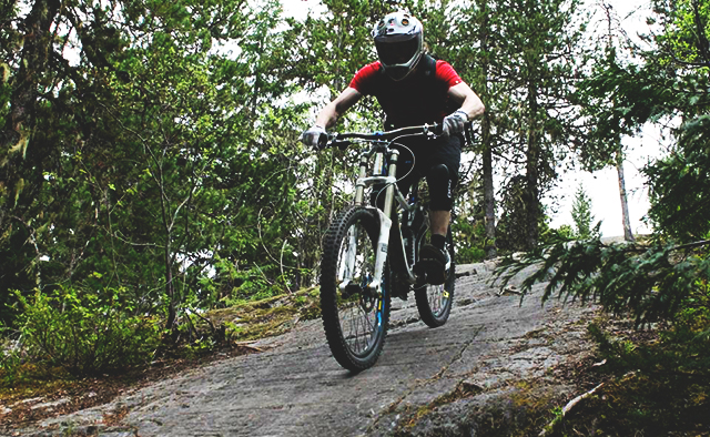 mountain biker, downhill mountain biker, mountain biking at Whistler, Whistler Bike Park, technical trails, Canada, Peak Leaders, Peak Leaders MOuntain Bike Instructor Course, downhill biker, riding